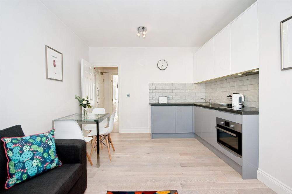 F6 Greek Street By City Living London Ngoại thất bức ảnh